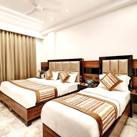 Hotel Emporio Dx - New Delhi Railway Station - Paharganj Luaran gambar
