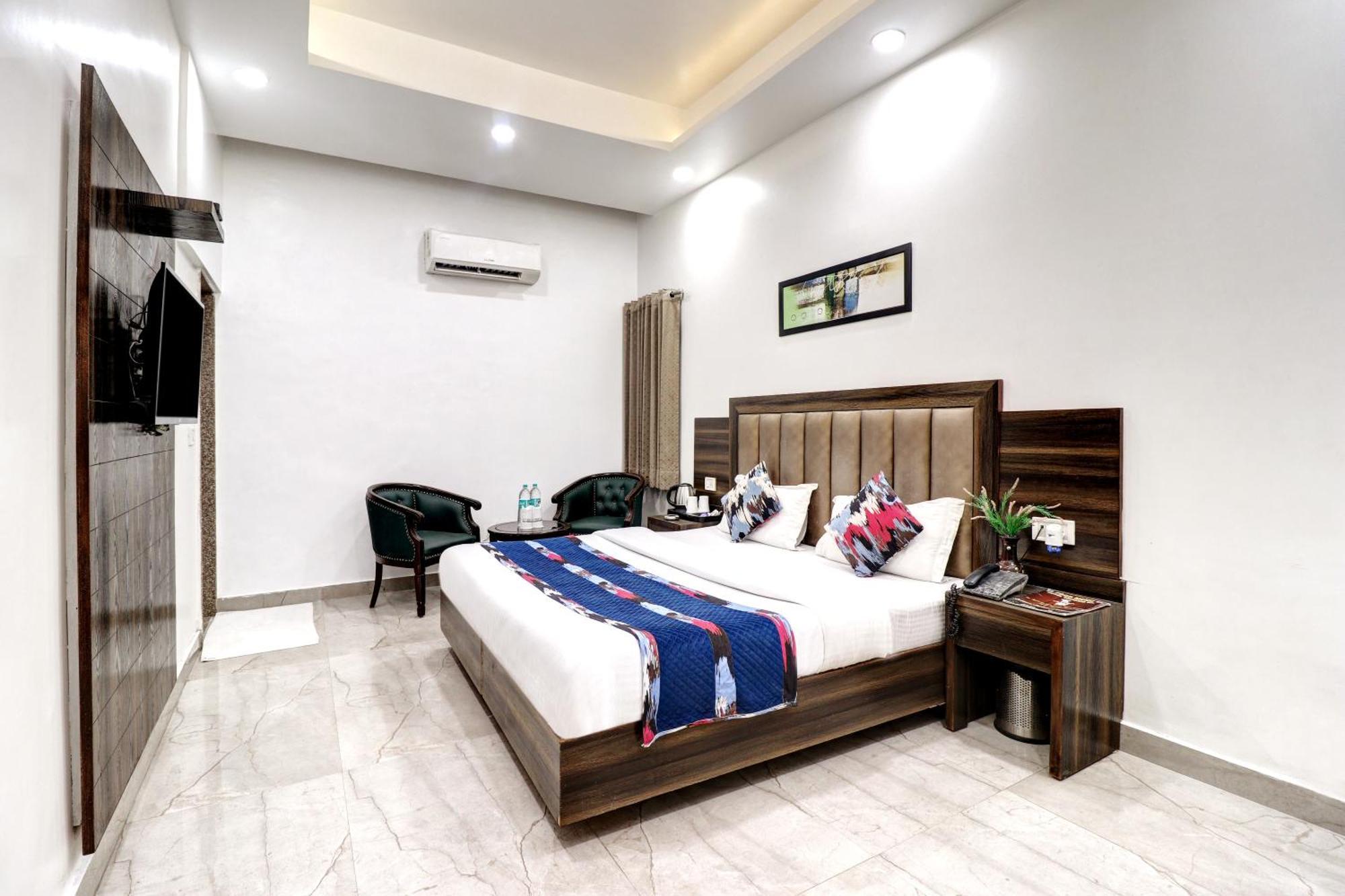 Hotel Emporio Dx - New Delhi Railway Station - Paharganj Luaran gambar