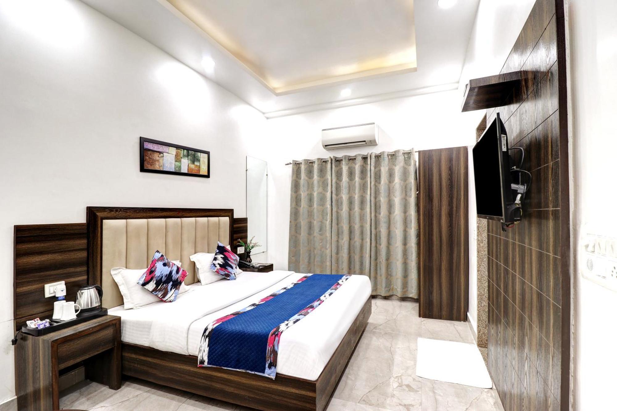 Hotel Emporio Dx - New Delhi Railway Station - Paharganj Luaran gambar