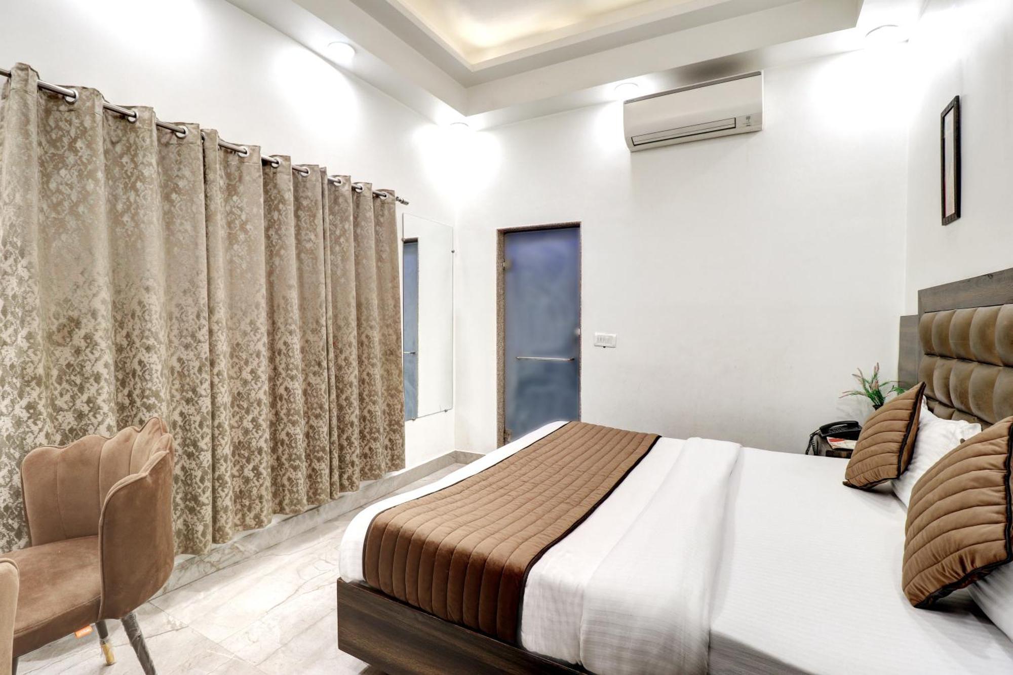 Hotel Emporio Dx - New Delhi Railway Station - Paharganj Luaran gambar