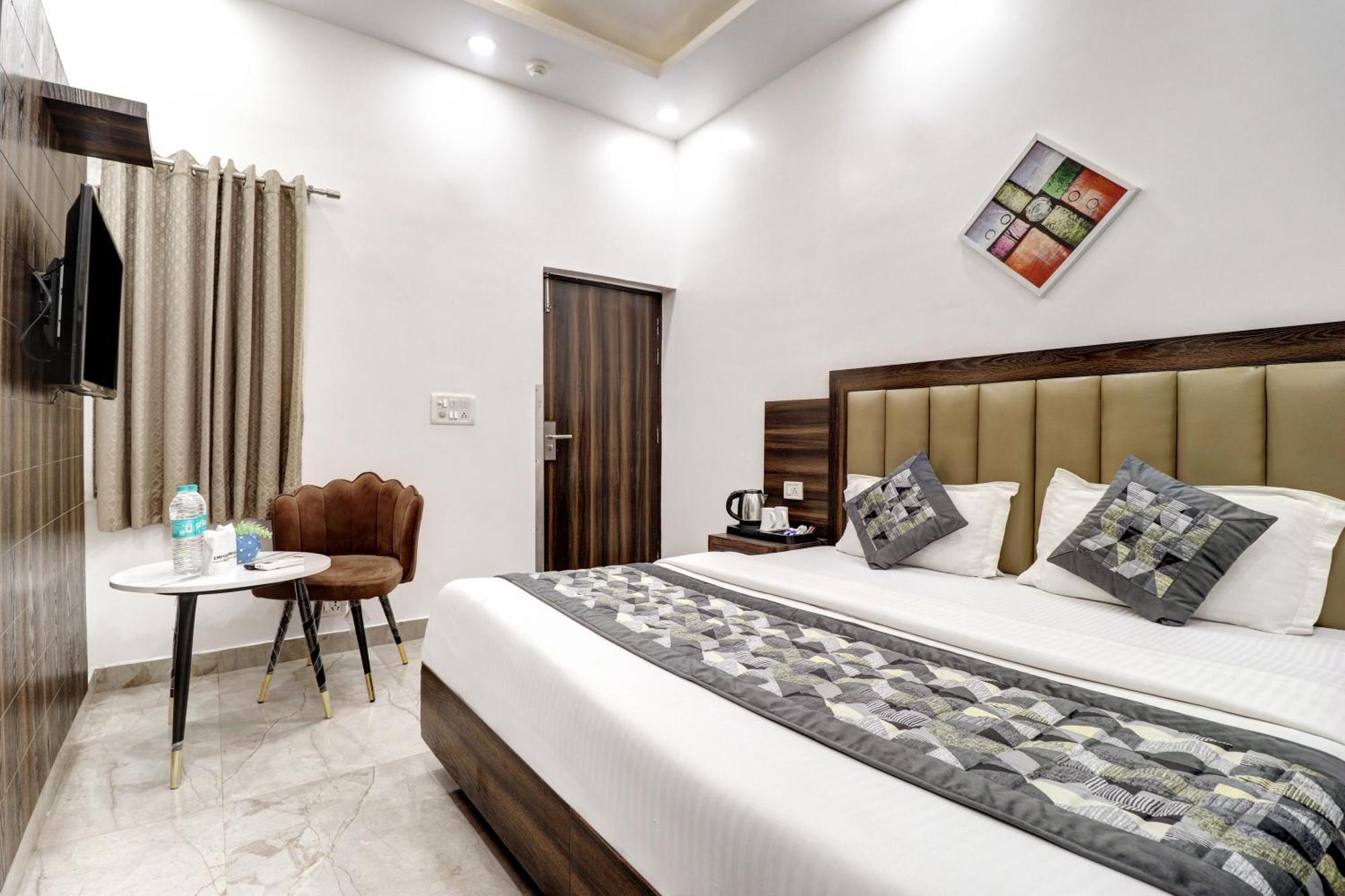 Hotel Emporio Dx - New Delhi Railway Station - Paharganj Luaran gambar